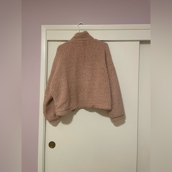 UO Pink Teddy Jacket - Picture 4 of 4